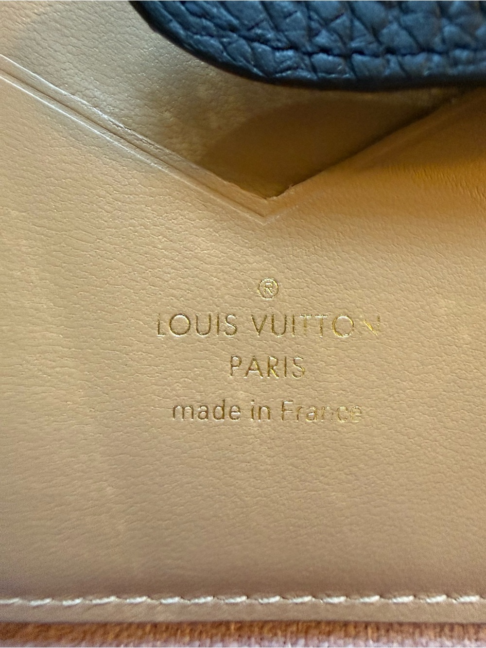 Louis Vuitton Black Leather Wallet with Gold LV Logo - Picture 7 of 10